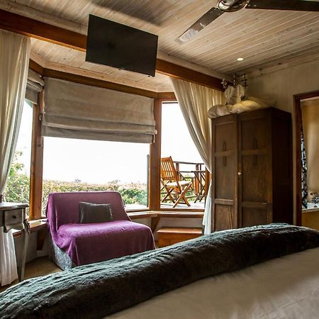A Whale Of A View Bed & Breakfast プレッテンバーグ・ベイ エクステリア 写真